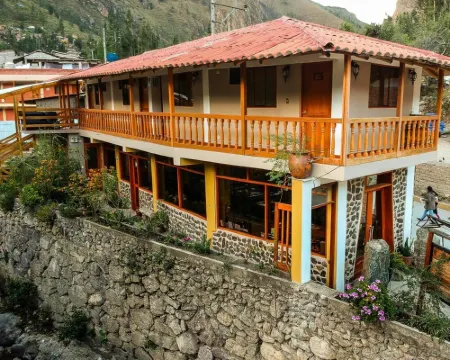 祕魯克丘亞奧揚泰坦博小屋酒店