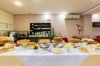 Tri Hotel Criciúma - Bữa sáng