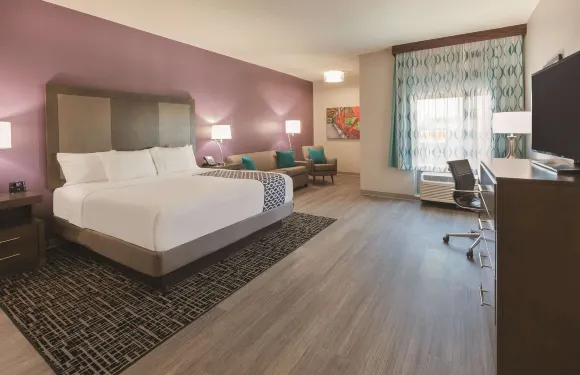 特雷霍特拉昆塔温德姆套房酒店