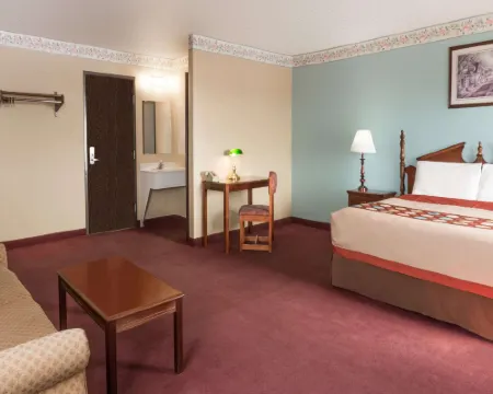 Super 8 by Wyndham Woodstock Hoteles en Condado de McHenry