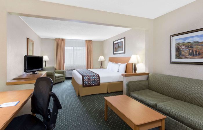 Baymont by Wyndham Waterloo