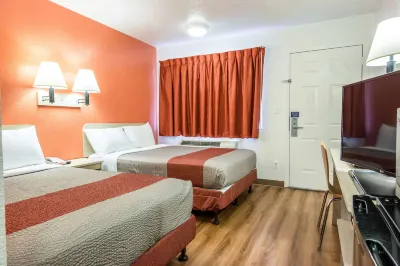 Motel 6 Longview, TX