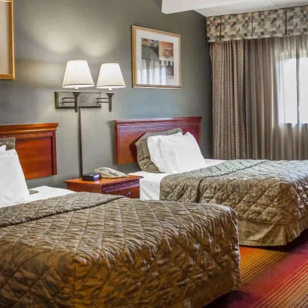 Rodeway Inn Huntington Station - Melville