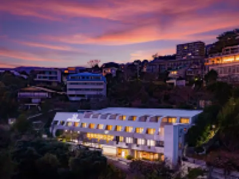 เดอะแกรนด์ รีสอร์ท เอเลกานเต อาตามิ โรงแรมในอะตะมิ