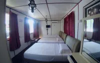 Borneo Tree House فنادق في تواران