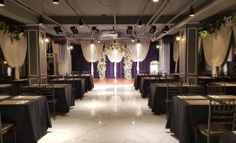 JK Blossom Hotel - Housity