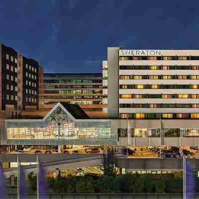 Sheraton Frankfurt Airport Hotel & Conference Center Hotel Exterior