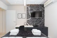 Classy Design Accommodation Отели в г. 