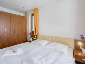 에마 아파트먼트