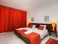 Aparthotel Barracuda Hotels in Sao Roque