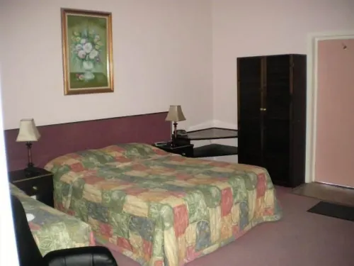 Avalon Motel