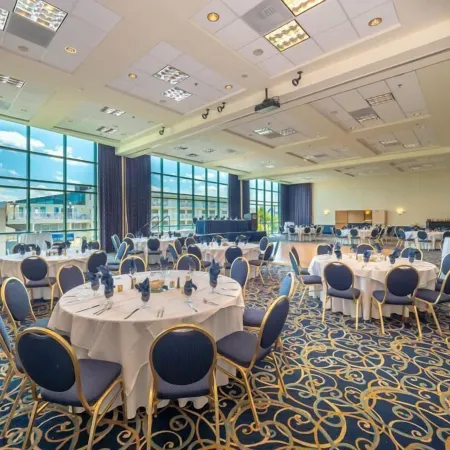 Atlantic Sands Hotel & Conference Center