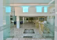 Linda Beach Class Hotel