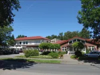 Hotel-Landrestaurant Schnittker Hotels near Heimatverein Mastholte