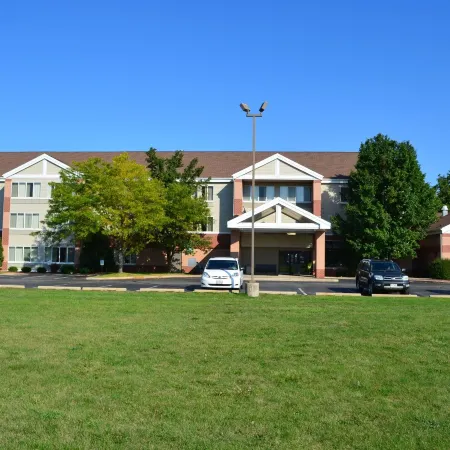 Days Inn & Suites by Wyndham Madison