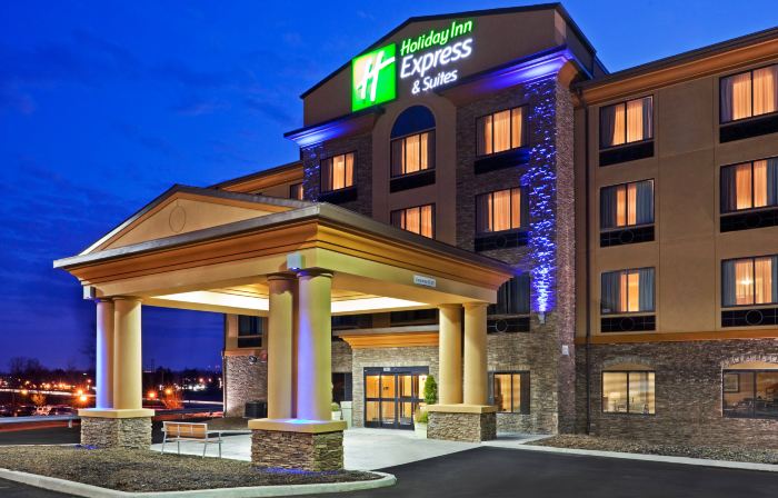 Holiday Inn Express & Suites SYRACUSE NORTH - AIRPORT AREA by IHG