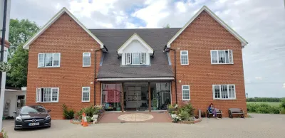 Stansted Airport Lodge Hotels in Takeley