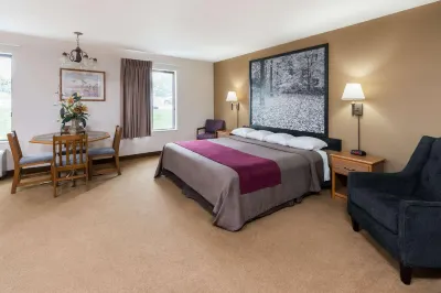 Super 8 by Wyndham Columbia Clark Lane Các khách sạn ở Columbia