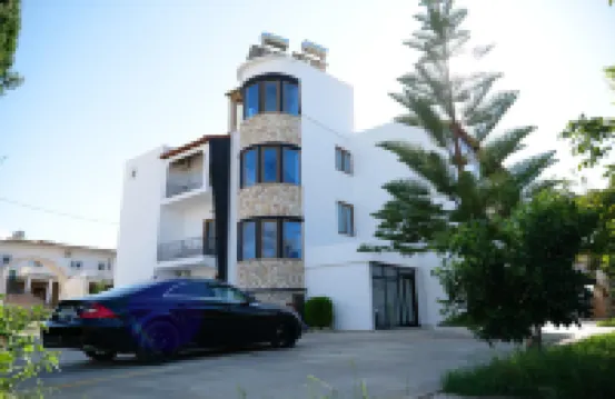 Ksamil Central Park Hotel