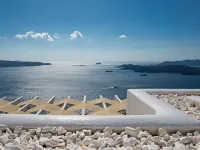 Lilium Santorini Hotel - parking