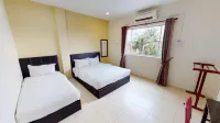Alor Villa