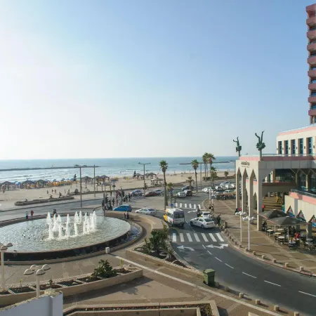 Liber Tel Aviv Sea Shore Suites by Raphael Hotels Отели рядом с достопримечательностью «Яффа»