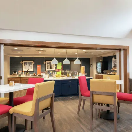 Hampton Inn & Suites Xenia Dayton