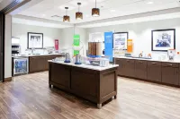 Hampton Inn & Suites Overland Park South - Pysäköinti