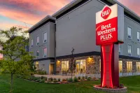 Best Western Plus Isanti Hotel dekat Guitar Shop Cambridge