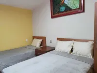 Hotel San Fernando Inn فنادق في San Jacinto Amilpas