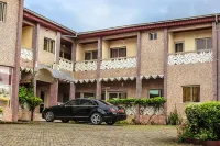 Fini Hotel Bobende