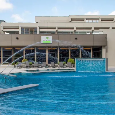 Ramada Plaza by Wyndham Bucharest Convention Center Hotels near Bucharest Business Park