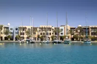 Marina Resort Port Ghalib, Radisson Individuals Hôtels à proximité de : Orca Dive Club - Shoni Bay Resort