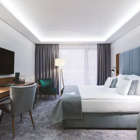 Green Mountain 5* Hotel