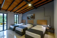 Med la Palma Hotels in der Nähe von Grafititour la 13