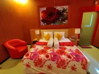 Hotel 99 Pati Hotel dekat Jembatan Biru