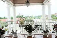 Buluran Guest House Syariah Hotels in Telanaipura