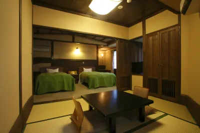 Kurokawa Onsen Oyado Kurokawa Hotels near Kohagiyamainari Shrine