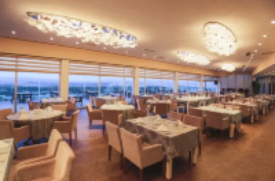 Nevali Hotel & Convention Center