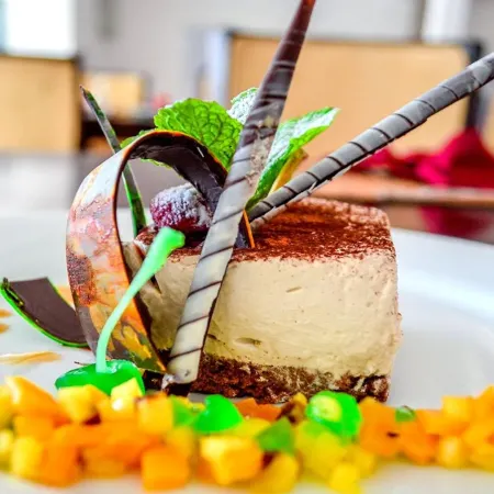 Green Grass Hotel & Restaurant