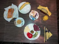Victoria Hotel - breakfast