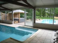Le Château d'Omiécourt - Pools