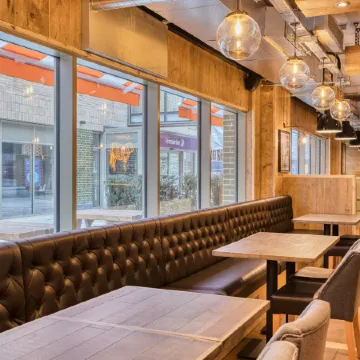 Premier Inn London Southwark (Southwark Station) Отели рядом с достопримечательностью «Театр Олд-Вик»