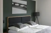 Kracher Hotel Doppelzimmer - Inklusive Pool 鄰近Nationalpark Neusiedler See - Seewinkel的酒店