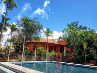 Ivory Falls Villa Hotels in Liên Hà