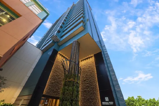 Oriental Hotel Universal City