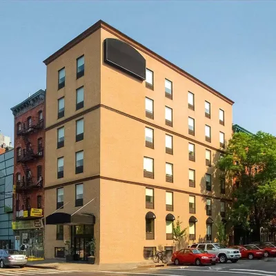 ذا جاتسبي هوتل Hotels near ملعب إيه بي سي