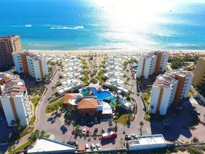 Las Palmas Resort at Sandy Beach: Condo Grande 603 2 Bedroom Condo by Redawning