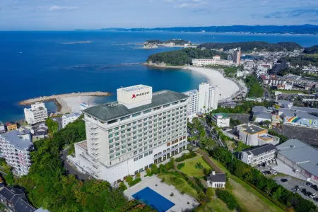 Nanki-Shirahama Marriott Hotel Отели рядом с Аэропорт Ширахама
