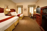 Holiday Inn Express San Antonio N-Riverwalk Area